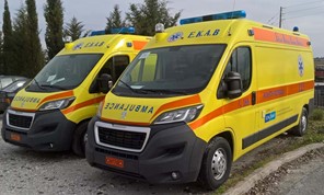 Το ΕΚΑΒ Θεσσαλίας παρέλαβε τα δύο πρώτα υπερσύγχρονα ασθενοφόρα