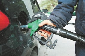 "Καίει" η τιμή των καυσίμων στη Λάρισα – Πόσο πωλείται βενζίνη και πετρέλαιο