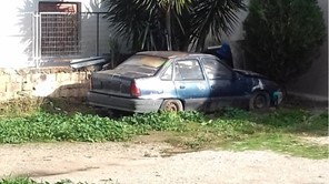 Δήμος Λαρισαίων: Μαζεύει και εκποιεί εγκαταλελειμμένα οχήματα 