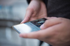 Λάρισα: Ανάρμοστο υλικό σε κινητό 15χρονου - Συνελήφθη για παιδική πορνογραφία