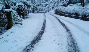 Κλειστοί επαρχιακοί δρόμοι στα ορεινά της Λάρισας, που χρειάζονται αλυσίδες
