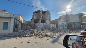 Σεισμός: Δύο παιδιά νεκρά στη Σάμο - Καταπλακώθηκαν από κατάρρευση τοίχου