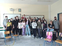 Δ.Τυρνάβου: Δράση για την επικοινωνία του Κέντρου Κοινότητας στους μαθητές του Γυμνασίου Αμπελώνα 