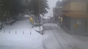 Ξεκίνησε η χιονόπτωση από τα ορεινά του νομού Λάρισας 
