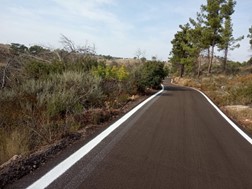 Αγροτικούς δρόμους στη Βερδικούσια Ελασσόνας βελτιώνει η Περιφέρεια Θεσσαλίας