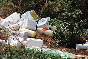 Αποκομιδή κενών πλαστικών συσκευασιών φυτοπροστατευτικών προϊόντων στα χωριά του Δ. Λαρισαίων