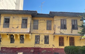 Ξεκινούν οι ενέργειες για να περιέλθει στον Δήμο Τυρνάβου η οικία Καλακαλλά