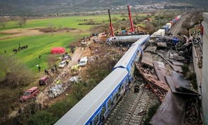 Τέμπη: Δίωξη κατά της Προέδρου της ΡΑΣ και στελεχών της Πυροσβεστικής 