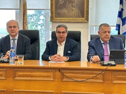 Στο Δημαρχείο Φαρσάλων ο υπουργός Οικονομικών Κ. Χατζηδάκης και ο υφυπουργός Υποδομών Ν. Ταχιάος