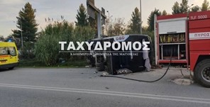 Ανατροπή λεωφορείου στο δρόμο Βόλου - Λάρισας - Τραυματίστηκαν 13 άτομα