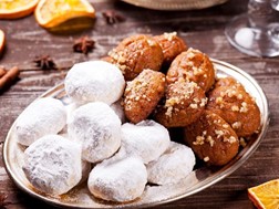 Λάρισα: Πως διαμορφώνονται οι τιμές στα γλυκά των Χριστουγέννων