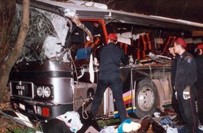 Τέμπη: 21 χρόνια από το σοκαριστικό δυστύχημα που έκοψε το νήμα της ζωής 21 μαθητών
