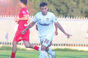 Πέρασε από τη Χαλάστρα η ΑΕΛ - Επικράτησε 2-0 του Καμπανιακού