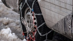 Υποχρεωτικός ο εφοδιασμός των οχημάτων με αλυσίδες στο οδικό δίκτυο της Π.Ε. Λάρισας