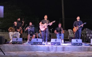 Με επιτυχία η συναυλία των Argon Band στην Αμπελιά