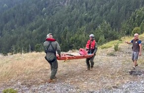 Όλυμπος: Διάσωση 63χρονης Αμερικανίδας με ελικόπτερο Super Puma (βίντεο)