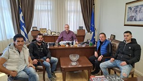 Νέα εθελοντική ομάδα από το Μεσοχώρι επισκέφθηκε τον δήμαρχο Ελασσόνας