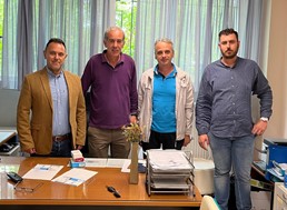 Σύγχρονος ηλεκτρονικός εξοπλισμός στο Λύκειο Νίκαιας