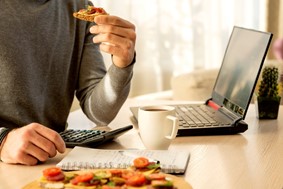 Πώς τα έτοιμα γεύματα μπορούν να σε βοηθήσουν να τρως υγιεινά στην καθημερινότητα