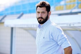 Νέος προπονητής της ΑΕΛ ο Γιώργος Πετράκης