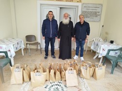 Προσφορά πασχαλινών δώρων στο Γηροκομείο "Παναγία Αρμενιώτισσα"