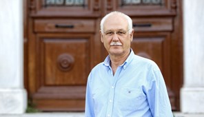 Παρέμβαση Καλογιάννη για τις κατεδαφίσεις μπροστά στο Αρχαίο Θέατρο 
