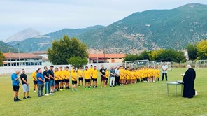 Στον αγιασμό του Συνδέσμου Φυσικής Αγωγής Νέων "Ο Κίσσαβος" ο Γιώργος Μανώλης