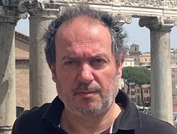 Θλίψη στη Λάρισα: Πέθανε ο 51χρονος Αθανάσιος Κωνσταντίνου, γιατρός του ΓΝΛ  