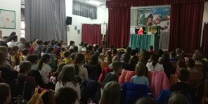 Κουκλοθεατρικές παραστάσεις στους παιδικούς σταθμούς και τα ΚΔΑΠ του Δήμου Λαρισαίων 