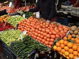 Στην οδό Αγιάς η λαϊκή αγορά της συνοικίας Τεσσαράκοντα  Μαρτύρων 