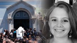 Βαθιά οδύνη στην κηδεία της Λένας Σαμαρά