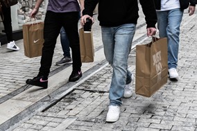 "Βουλιάζει" το λιανεμπόριο στη Θεσσαλία 
