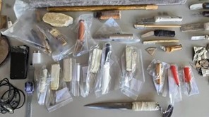 Έφοδος στις φυλακές Λάρισας – Εντοπίστηκαν αυτοσχέδια μαχαίρια και smartwatch