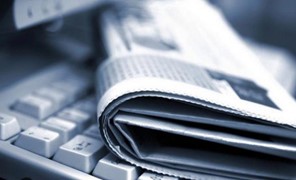 Τετράωρη στάση εργασίας των δημοσιογράφων – Συμμετέχει το kosmoslarissa.gr