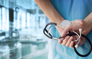 Nέοι ειδικευόμενοι γιατροί στα νοσοκομεία της Λάρισας - Καλύπτονται 14 θέσεις 