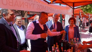 Ο Δημήτρης Κουρέτας στο 3ο Φεστιβάλ Οίνου στην Καρδίτσα   