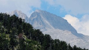 Παροχή βοήθειας σε τραυματισμένη ορειβάτισσα στον Όλυμπο