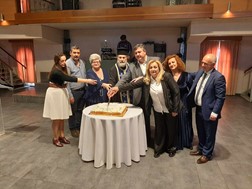 Oι πολύτεκνοι της Λάρισας έκοψαν την βασιλόπιτα 