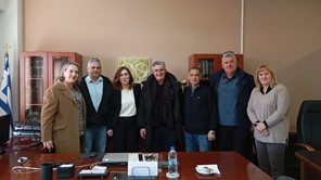 Mε τη ΔΑΚΕ Π.Ε. Ελασσόνας η διευθύντρια Π.Ε. Λάρισας 