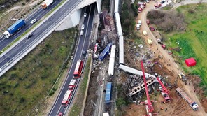 Τέμπη: Διαβιβάστηκε στη Βουλή η δικογραφία για το σιδηροδρομικό δυστύχημα