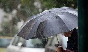 Χαλάει ο καιρός στη Θεσσαλία - Καταιγίδες, πτώση θερμοκρασίας και δυνατοί άνεμοι 