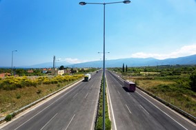 Αυτοκινητόδρομος Α.Θ.Ε: Κυκλοφοριακές ρυθμίσεις από τον Α/Κ Γυρτώνης έως τον Α/Κ Αγιάς Πέμπτη και Παρασκευή 