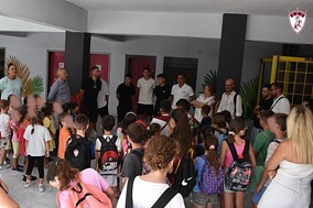 Η ΑΕΛ δίπλα στα παιδιά – Επίσκεψη στο πρόγραμμα «Κατασκήνωση στην Πόλη» του Δήμου Λαρισαίων