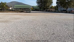 Νέοι χώροι στάθμευσης στο νεκροταφείο και στον ΤΟΕΒ Ενιπέα στα Φάρσαλα