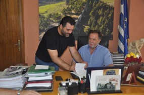 Επτά νέες συμβάσεις για την υλοποίηση τεχνικών έργων στον Δήμο Φαρσάλων