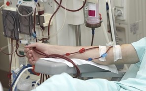Σε απόγνωση οι νεφροπαθείς της Λάρισας - Αγνοείται δωρεά 800.000 ευρώ για την μονάδα αιμοκάθαρσης του ΓΝΛ