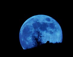 Ορατό από τον Λαρισινό ουρανό αύριο το "μπλε φεγγάρι"