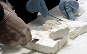 Από Κολομβία έφτασαν τα 11 κιλά κοκαΐνης στον Τύρναβο
