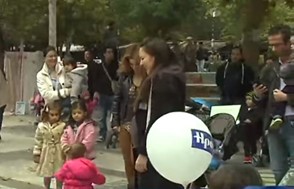 Συγκεντρώθηκαν υπέρ του θηλασμού μητέρες στη Λάρισα (VIDEO)