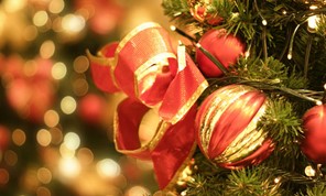 Τελικά, πότε στολίζουμε το δέντρο των Χριστουγέννων; Ετοιμαστείτε! 